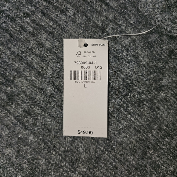 Womens Old Navy Swaeter - Picture 2 of 3